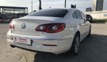 Volkswagen Passat CC 2011