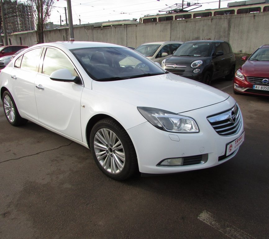 Opel Insignia 2011