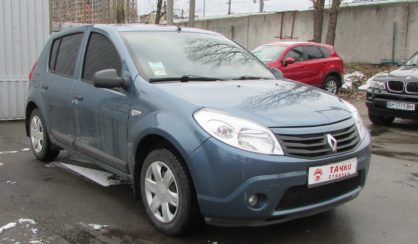 Renault Sandero 2011