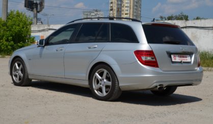 Mercedes-Benz C-Class 2011