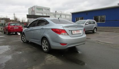 Hyundai Accent 2011