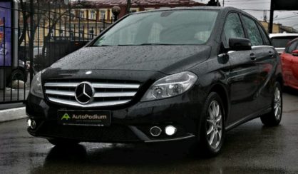 Mercedes-Benz B 180 2012