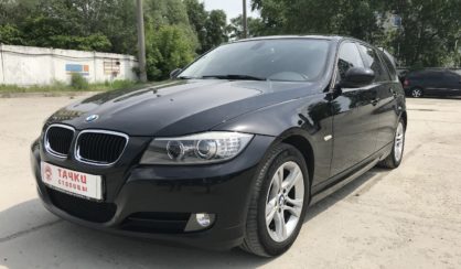 BMW 318 2010