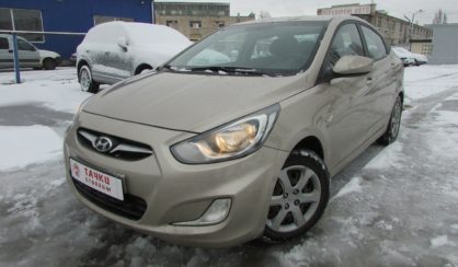 Hyundai Accent 2011