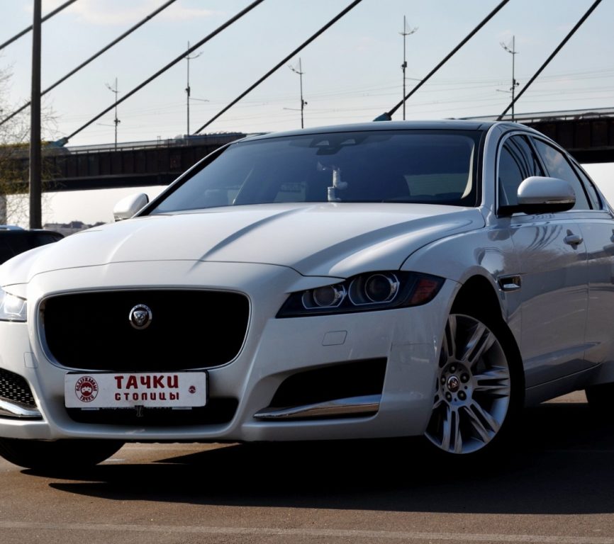 Jaguar XF 2016