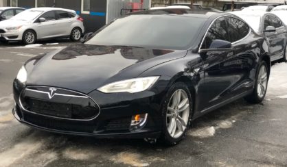 Tesla Model S 2013