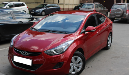 Hyundai Elantra 2012