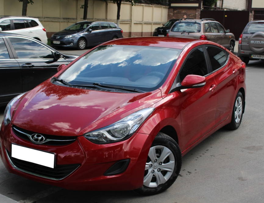 Hyundai Elantra 2012