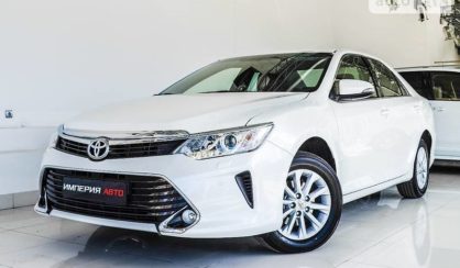 Toyota Camry 2016