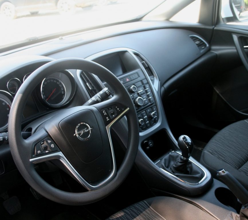 Opel Astra J 2015