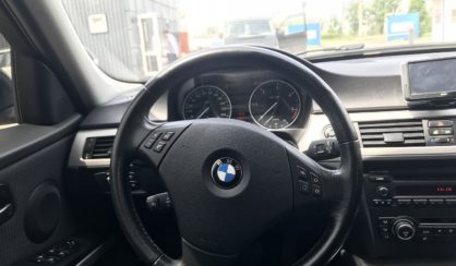 BMW 318 2010
