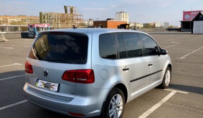 Volkswagen Touran 2011