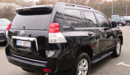 Toyota Land Cruiser Prado 2011