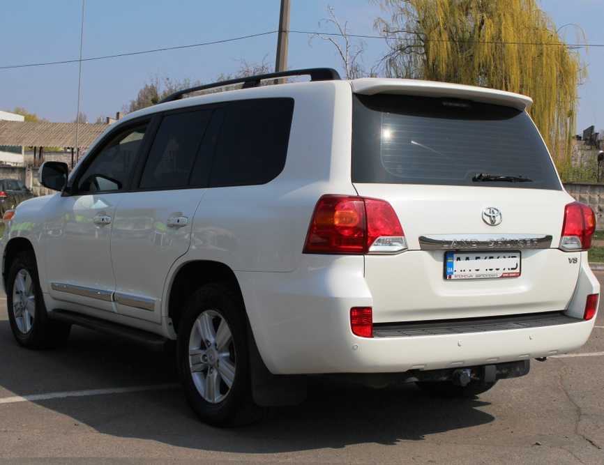 Toyota Land Cruiser 200 2013