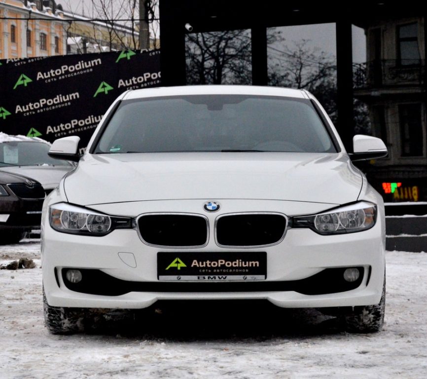 BMW 318 2012