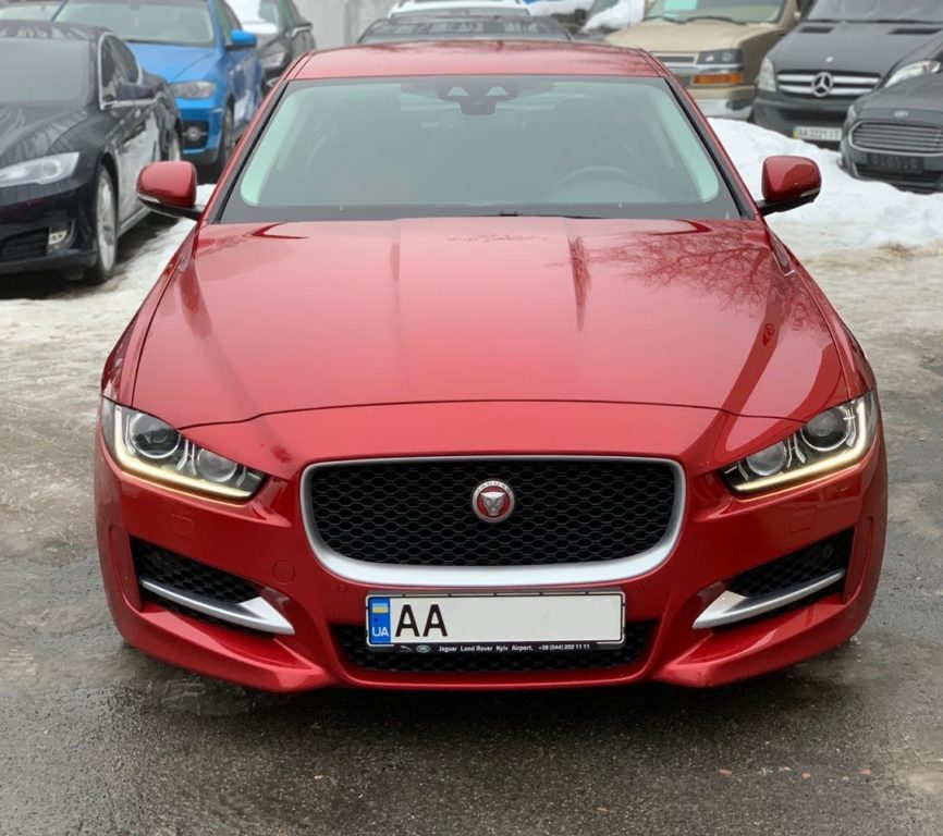 Jaguar XE 2015