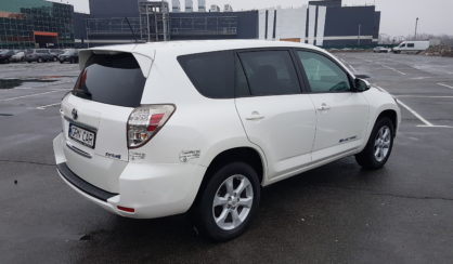 Toyota Rav 4 EV 2013