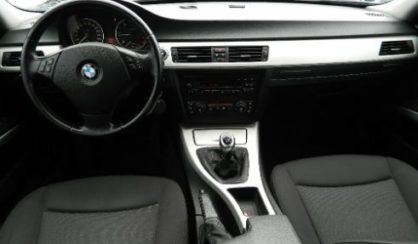 BMW 320 2006