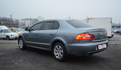 Skoda Superb 2011