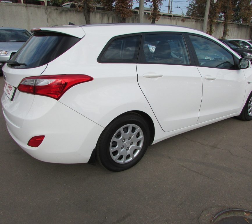 Hyundai i30 2013