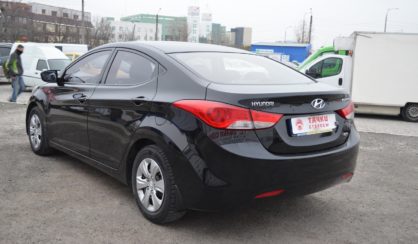 Hyundai Elantra 2013