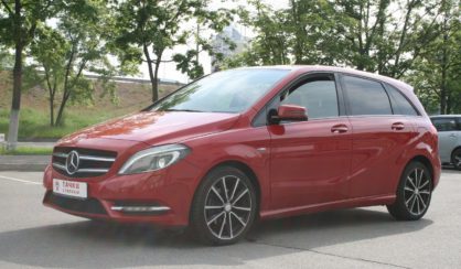 Mercedes-Benz B-Class 2012