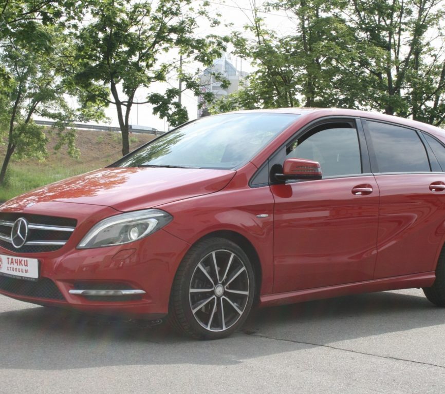 Mercedes-Benz B-Class 2012