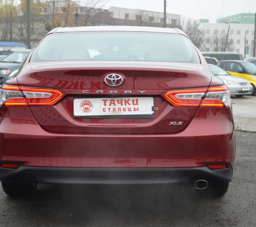 Toyota Camry 2018