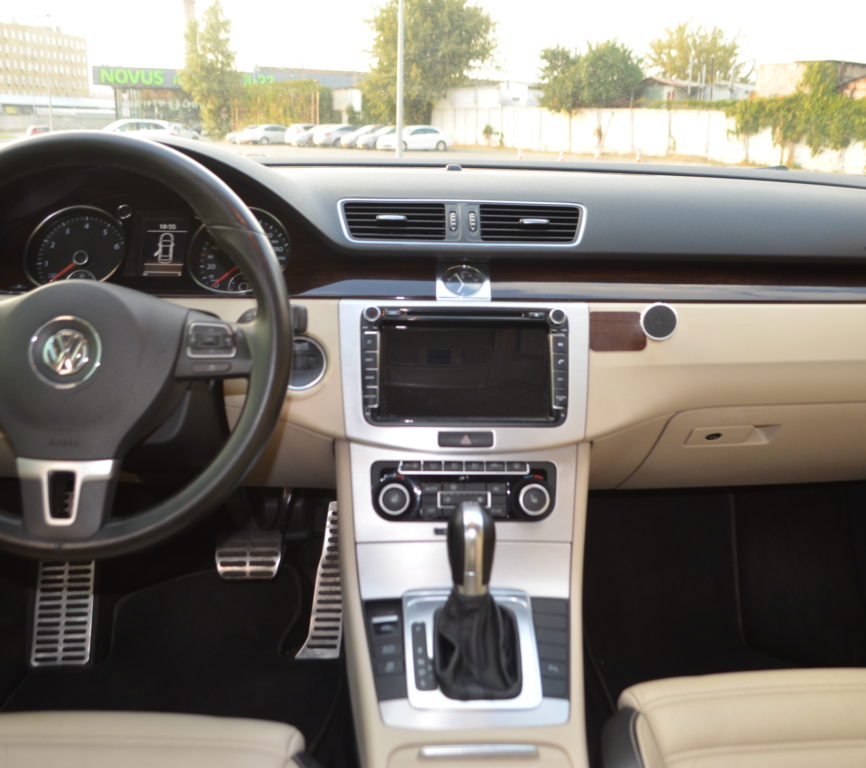 Volkswagen Passat CC 2012