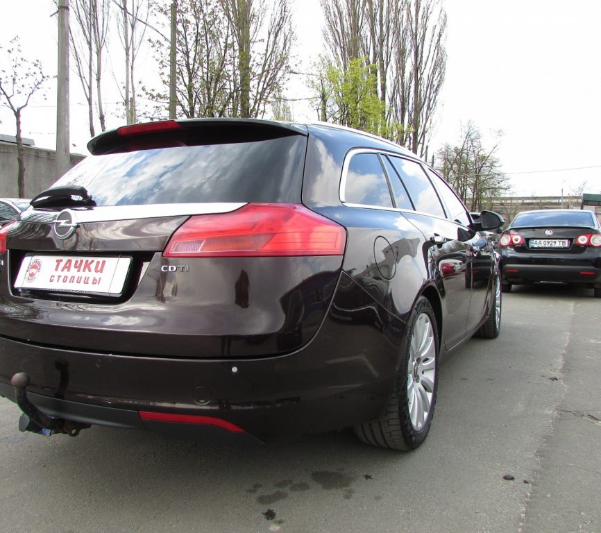 Opel Insignia 2011