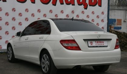 Mercedes-Benz C-Class 2011