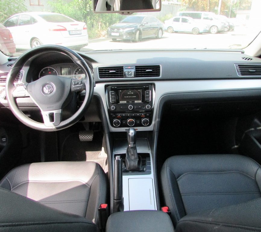 Volkswagen Passat B7 2012