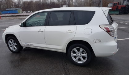 Toyota Rav 4 EV 2013