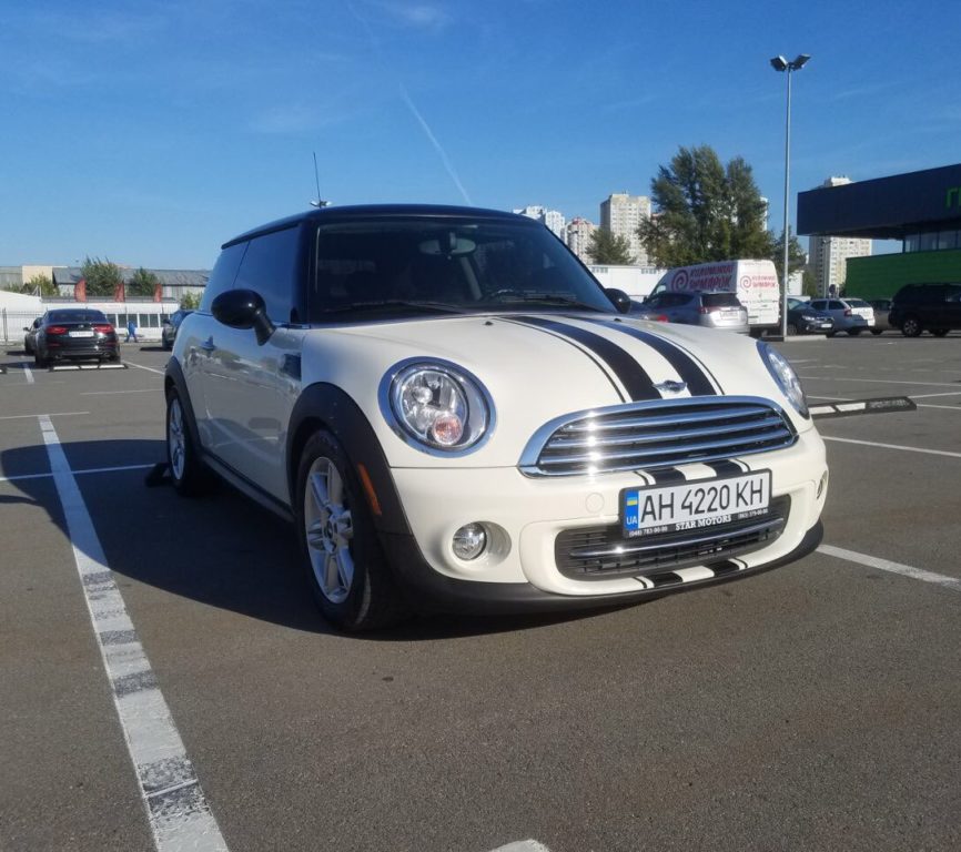 MINI Cooper 2011