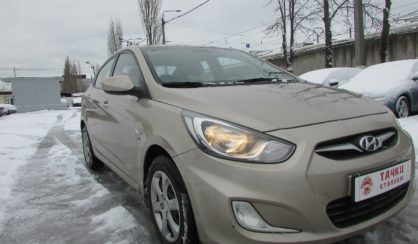 Hyundai Accent 2011