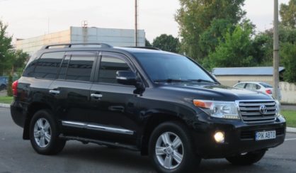 Toyota Land Cruiser 200 2012