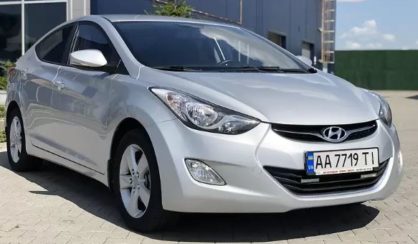 Hyundai Elantra 2013