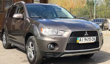 Mitsubishi Outlander XL 2010