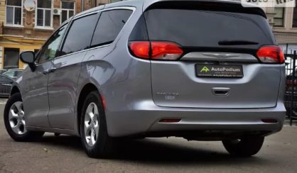 Chrysler Pacifica 2016