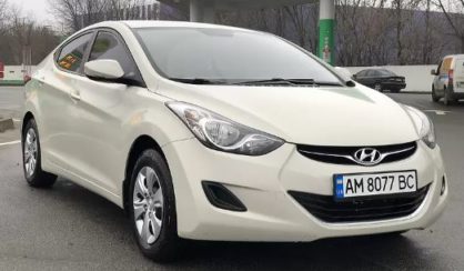 Hyundai Elantra 2012