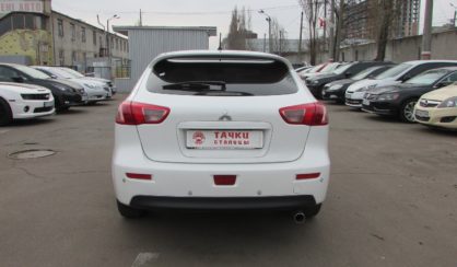 Mitsubishi Lancer X 2011