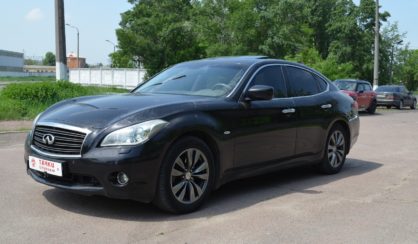 Infiniti M37 2011