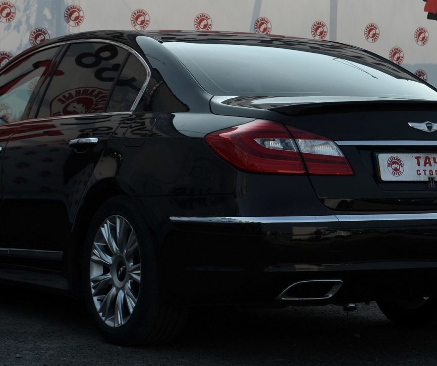 Hyundai Genesis 2008