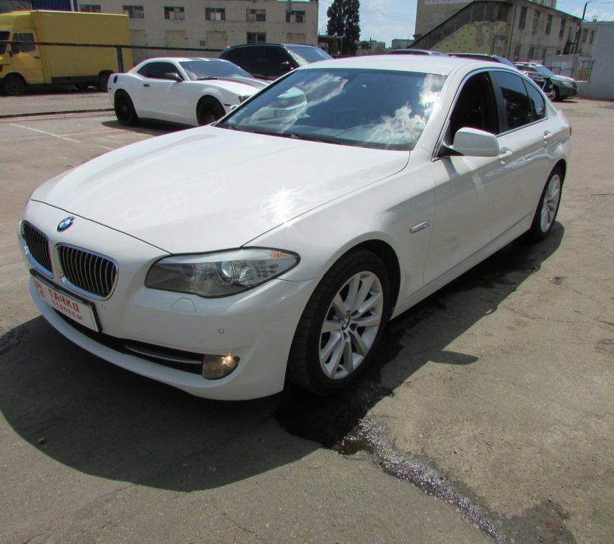 BMW 5 Series 2012