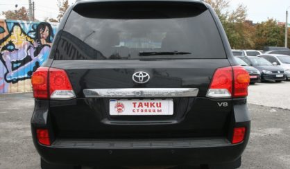 Toyota Land Cruiser (все) 2013