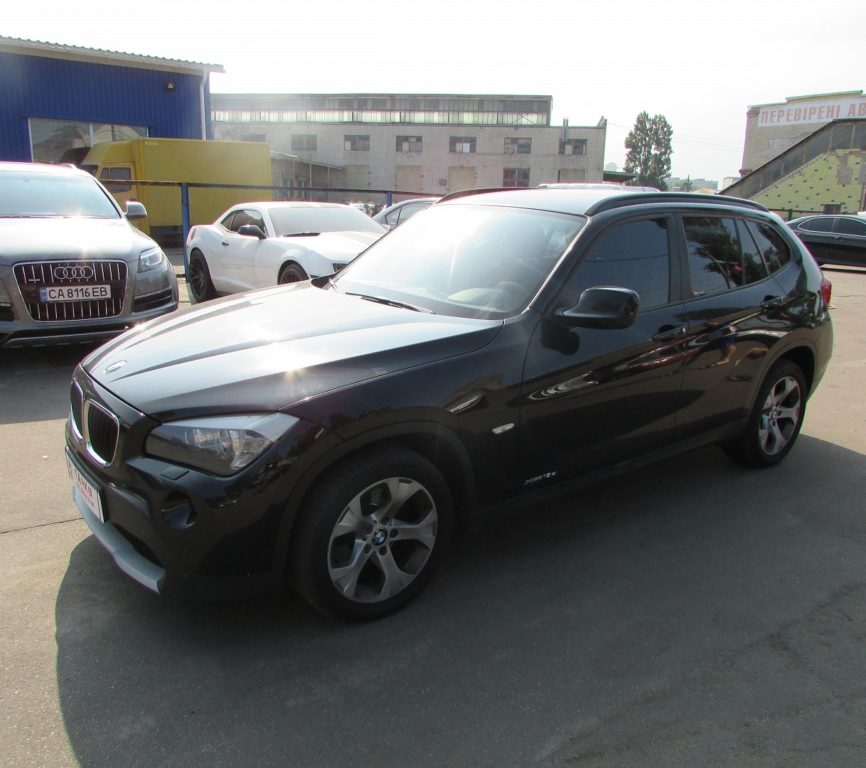 BMW X1 2011