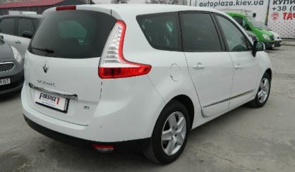 Renault Grand Scenic 2016