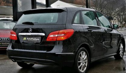 Mercedes-Benz B 180 2012