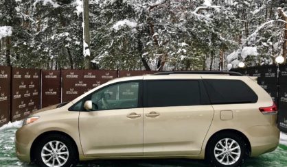 Toyota Sienna 2011