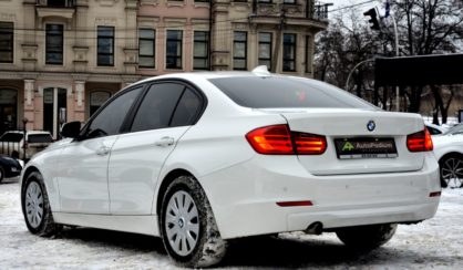 BMW 318 2012